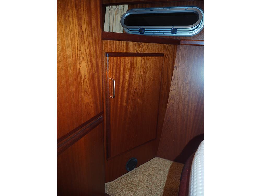Aft cabin, Accommodation